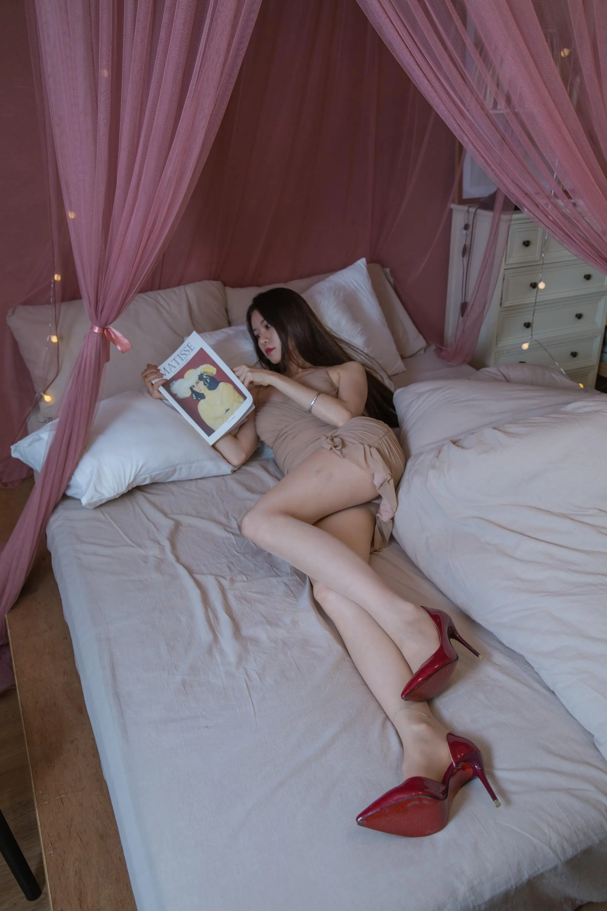 Sia不吃鱼 – NO.022 性感蜜腿 [123P]插图7
